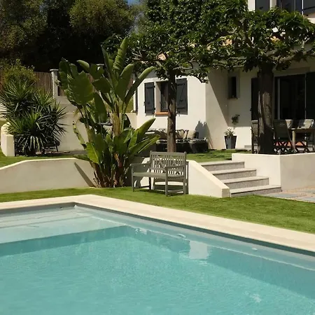 펜션 Logement Pres D'ajaccio Avec Piscine